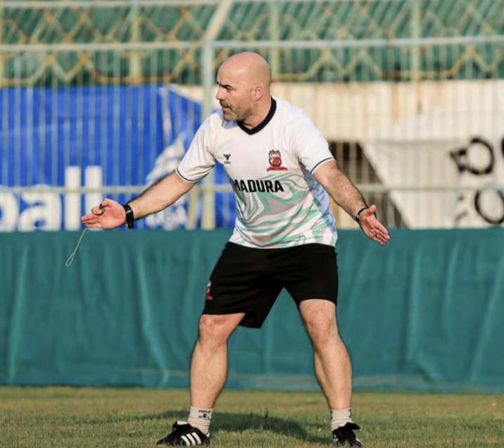 Terpuruk Di Liga 1, Madura United Boyong Pelatih Dari Portugal