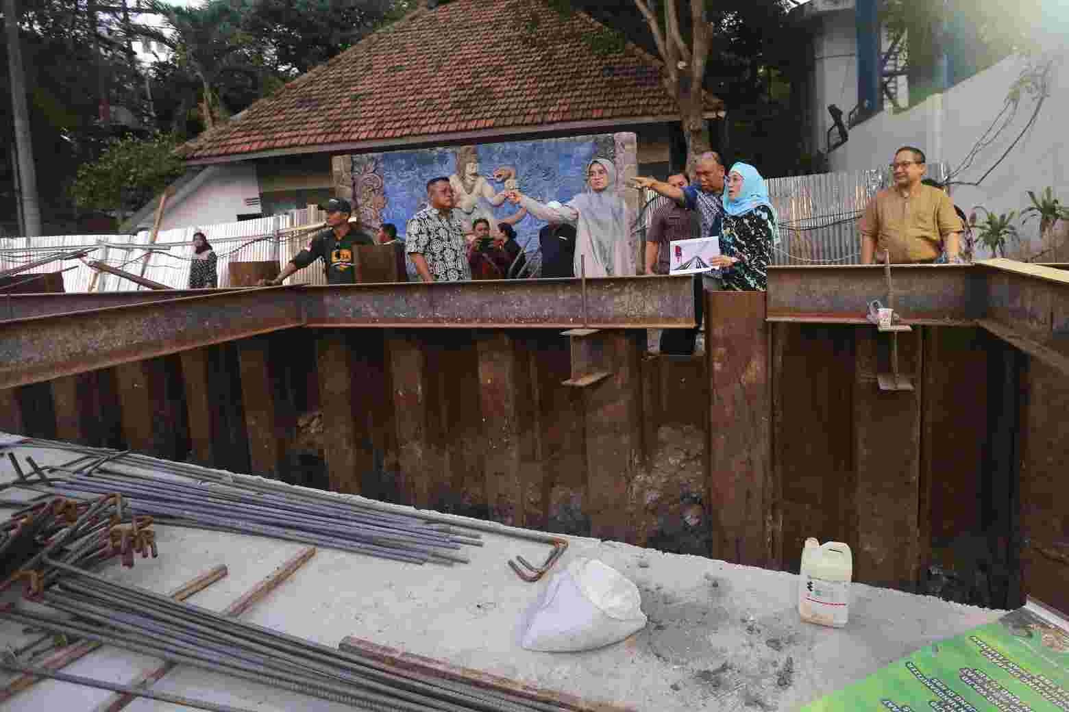 PJs Wali Kota Surabaya Terpesona Dengan Terowongan Pejalan Kaki Joyoboyo