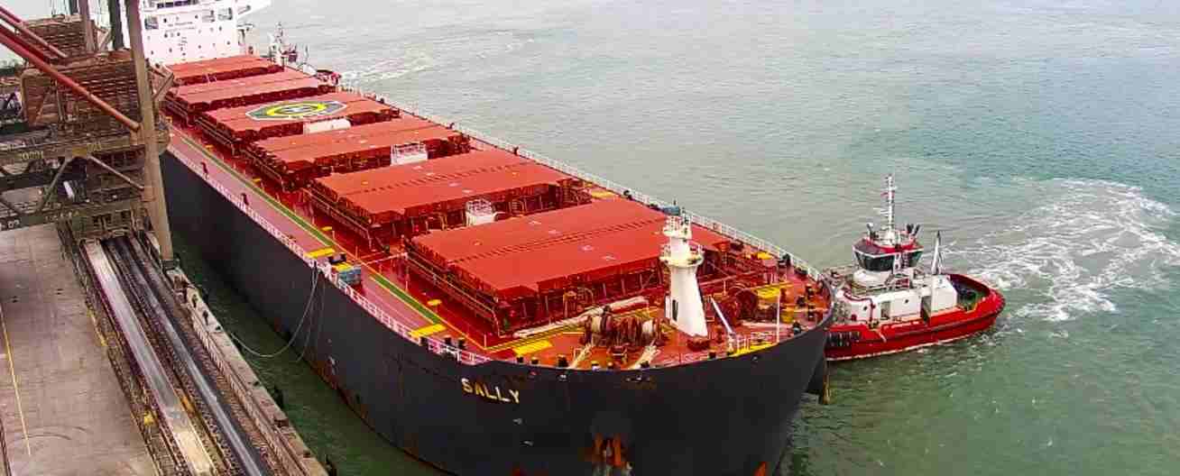 Top ! Rekor Baru Ship To Ship Tercepat 34 Menit Ditorehkan TTL