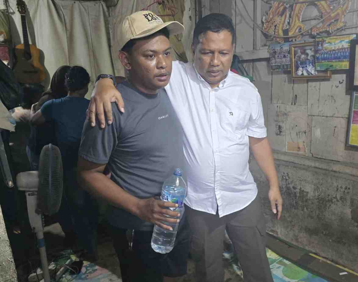 Kasatpol PP Surabaya Sampaikan Belasungkawa Kepada Keluarga Pengamen Yang Tenggelam di Kali Jagir