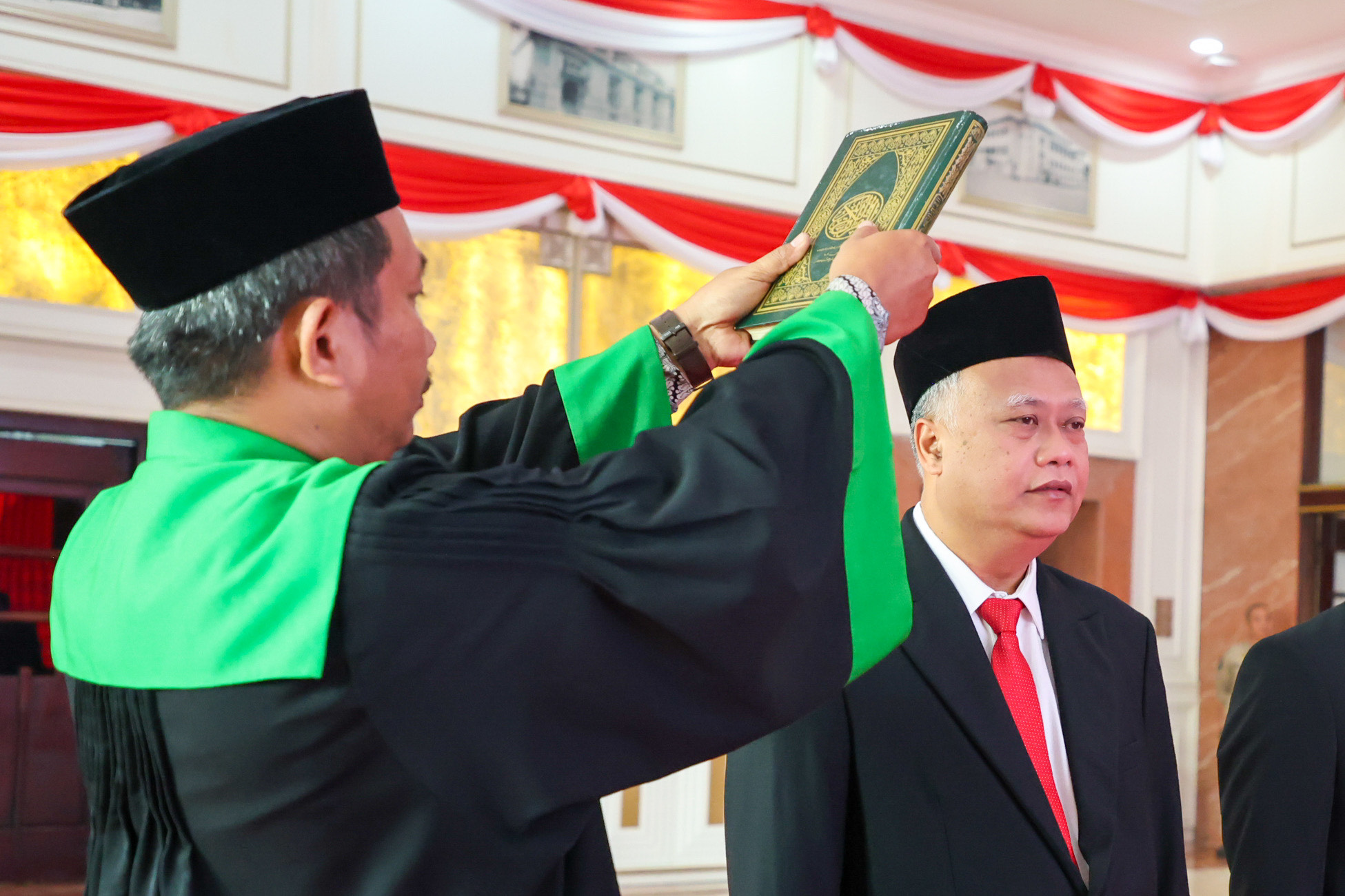Lilik Arijanto Dilantik Jadi Sekda Surabaya, Wali Kota Eri Cahyadi Sampaikan Pesan Begini