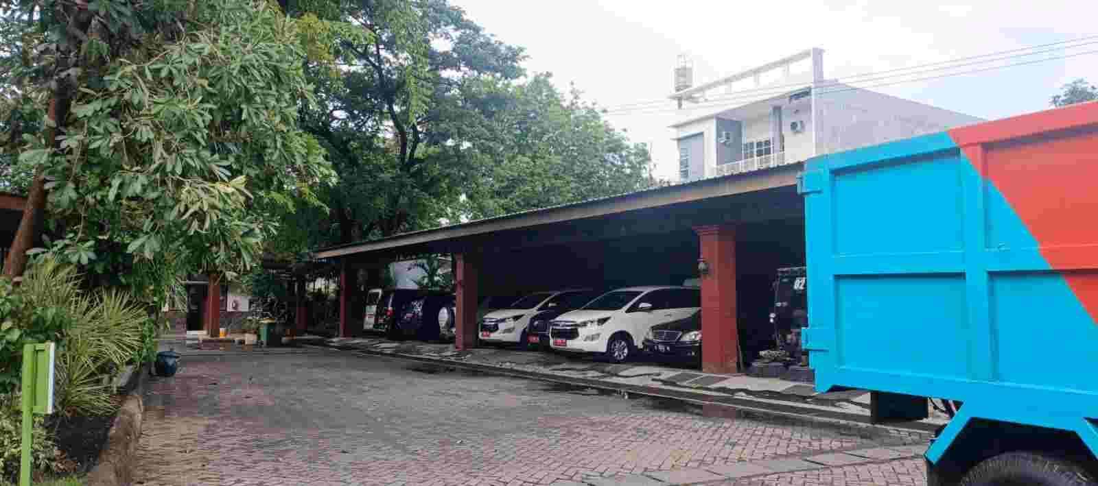 Heboh! Mobil TPA Ikut Mudik? Kisah Hilux “Rindu Lampung” Bikin DLHK Sidoarjo Geger