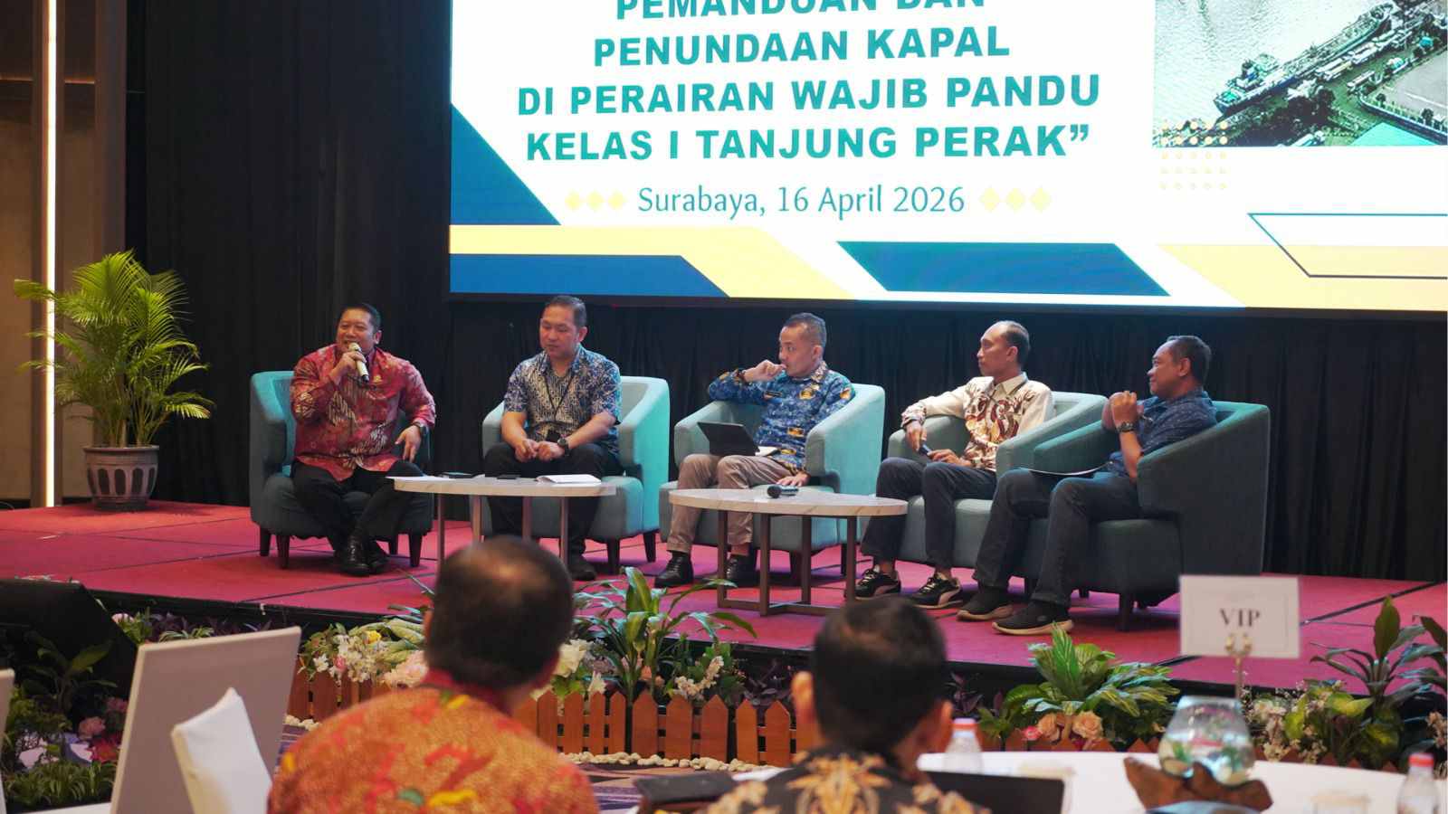 Kolaborasi TTL dan KSOP Tanjung Perak Luncurkan EAZI, Pangkas Waktu Tunggu Kapal hingga 50%