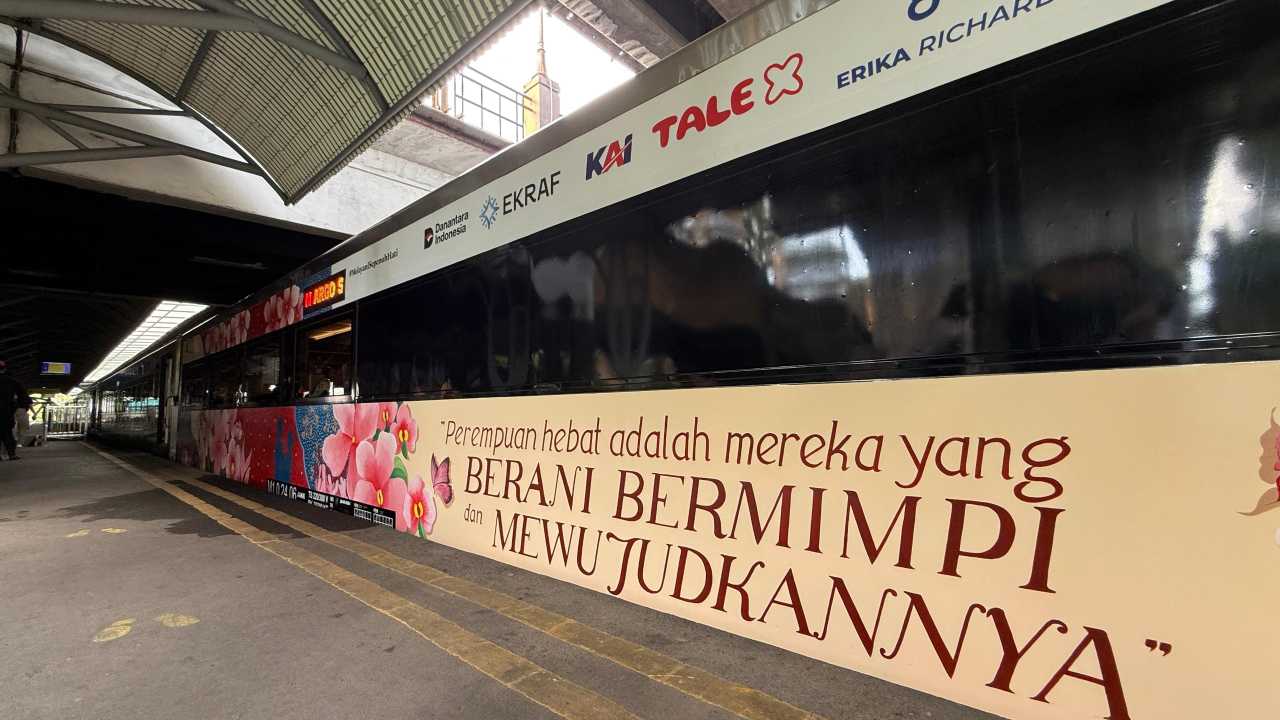 Ketika Rel Menjadi Kanvas: Kereta Kartini Mengantar Kisah Perempuan di Perjalanan