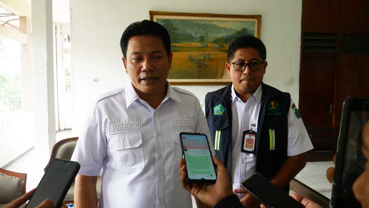 Sampah Jadi Sorotan di Kabupaten Sidoarjo, Bupati Subandi Siapkan Sanksi Tegas