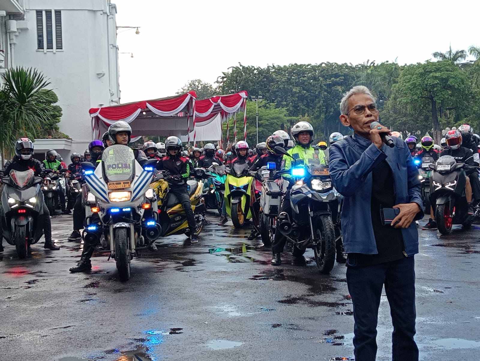 IMI Surabaya Gaungkan Tertib Lalu Lintas Lewat Sunmori HJKS 2026, Ratusan Bikers Bersatu