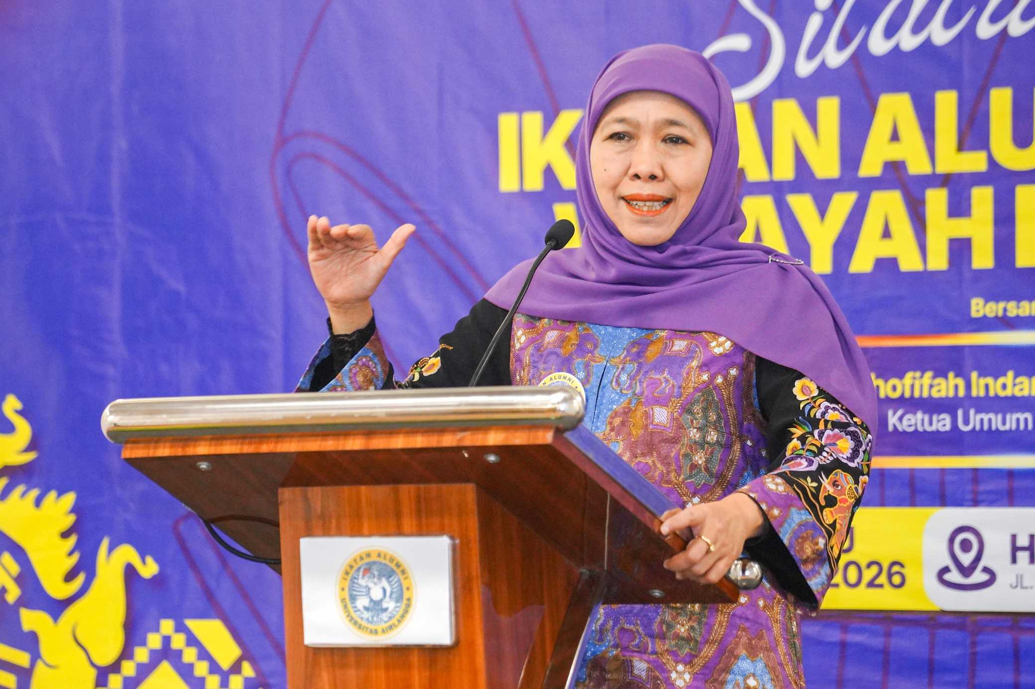 Rekomendasi Belum Masuk, Gubernur Khofifah Tegaskan Pelantikan Ketua DPRD Surabaya Masih Tertahan