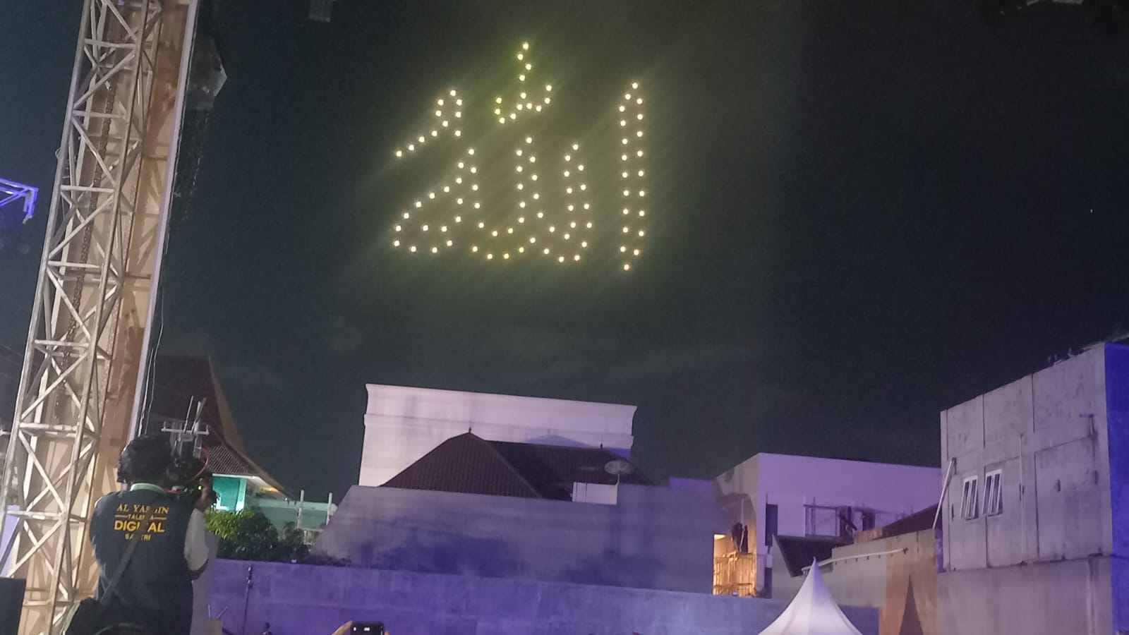 Cahaya Drone dan Harapan Santri: Malam Peluncuran Talenta Digital di Al-Yasmin Surabaya