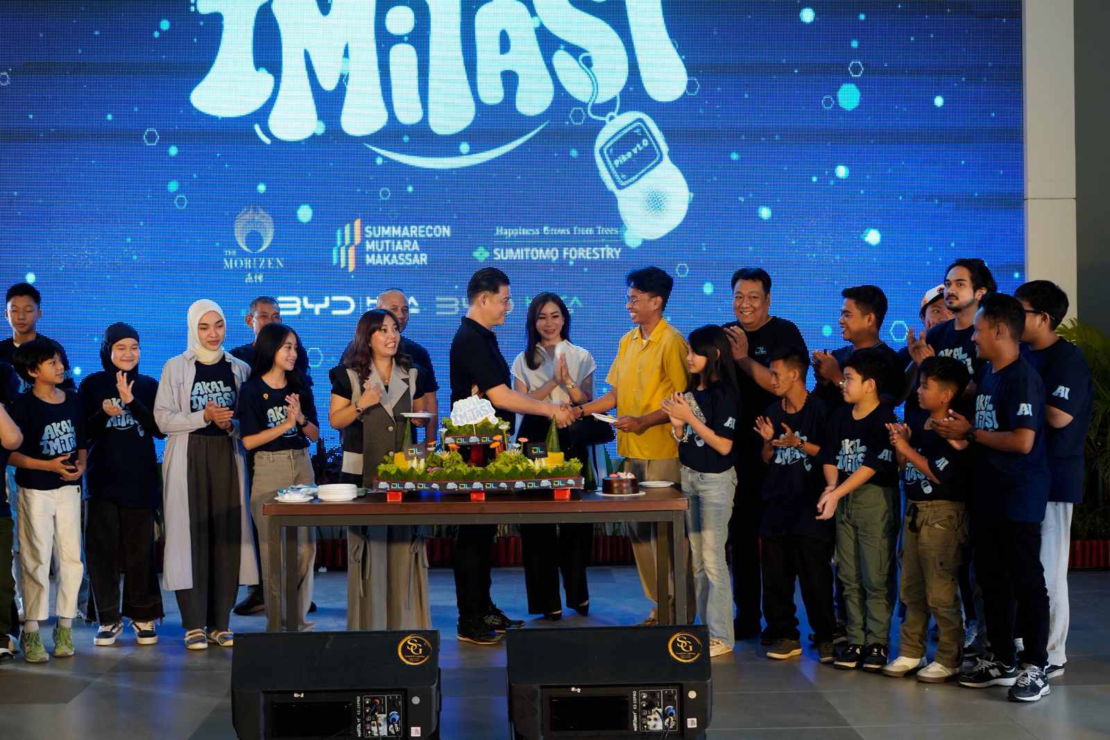 Dunia Pendidikan di Persimpangan: Kisah “Akal Imitasi” di Era AI