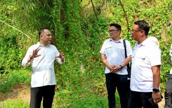 Gerakkan Ekonomi Warga, Walikota Eri Genjot Konektivitas Jalan 2026–2027