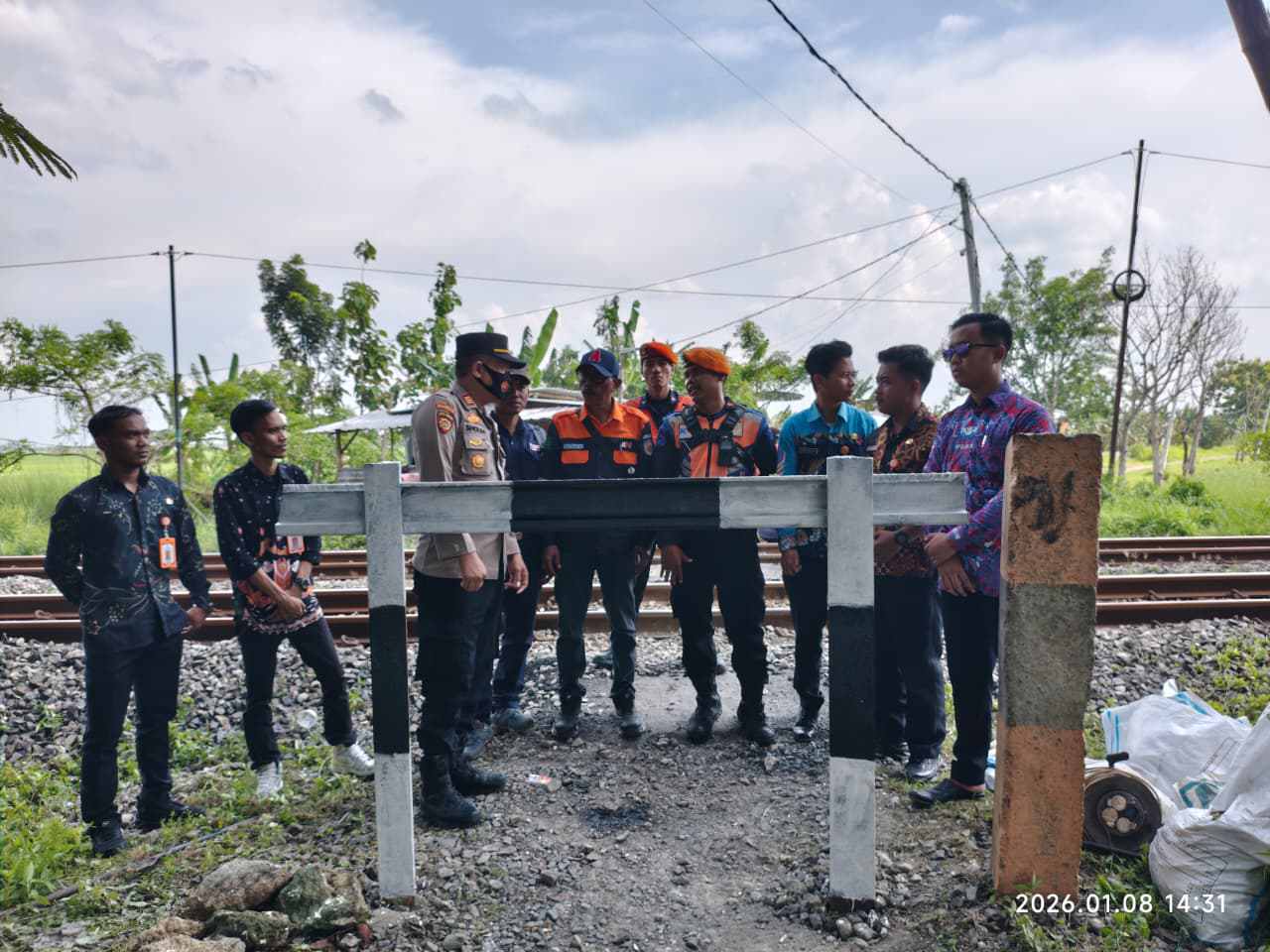 KAI Daop 8 Surabaya Tutup 139 Perlintasan Liar, Warga Diminta Stop Buka Jalur Ilegal