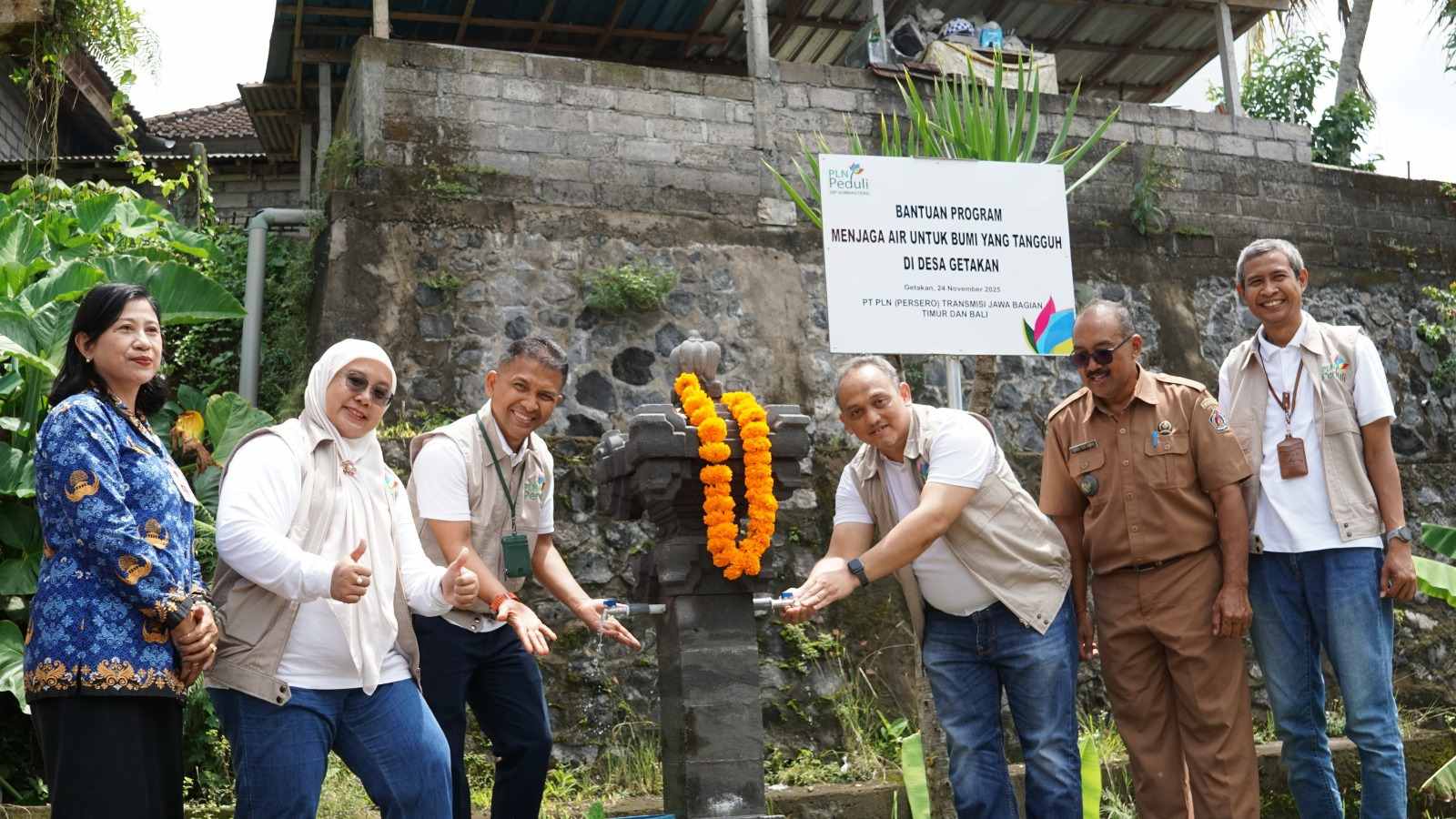 Air Bersih Kini Dekat, Warga Desa Getakan Rasakan Manfaat Program TJSL PLN
