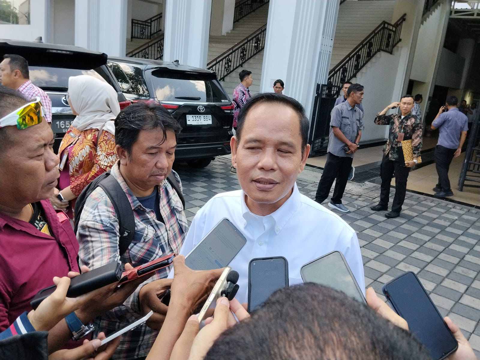Ketua DPRD Surabaya Kaget, Pengadilan Negeri Kekurangan Ruang Sidang hingga Arsip Menumpuk