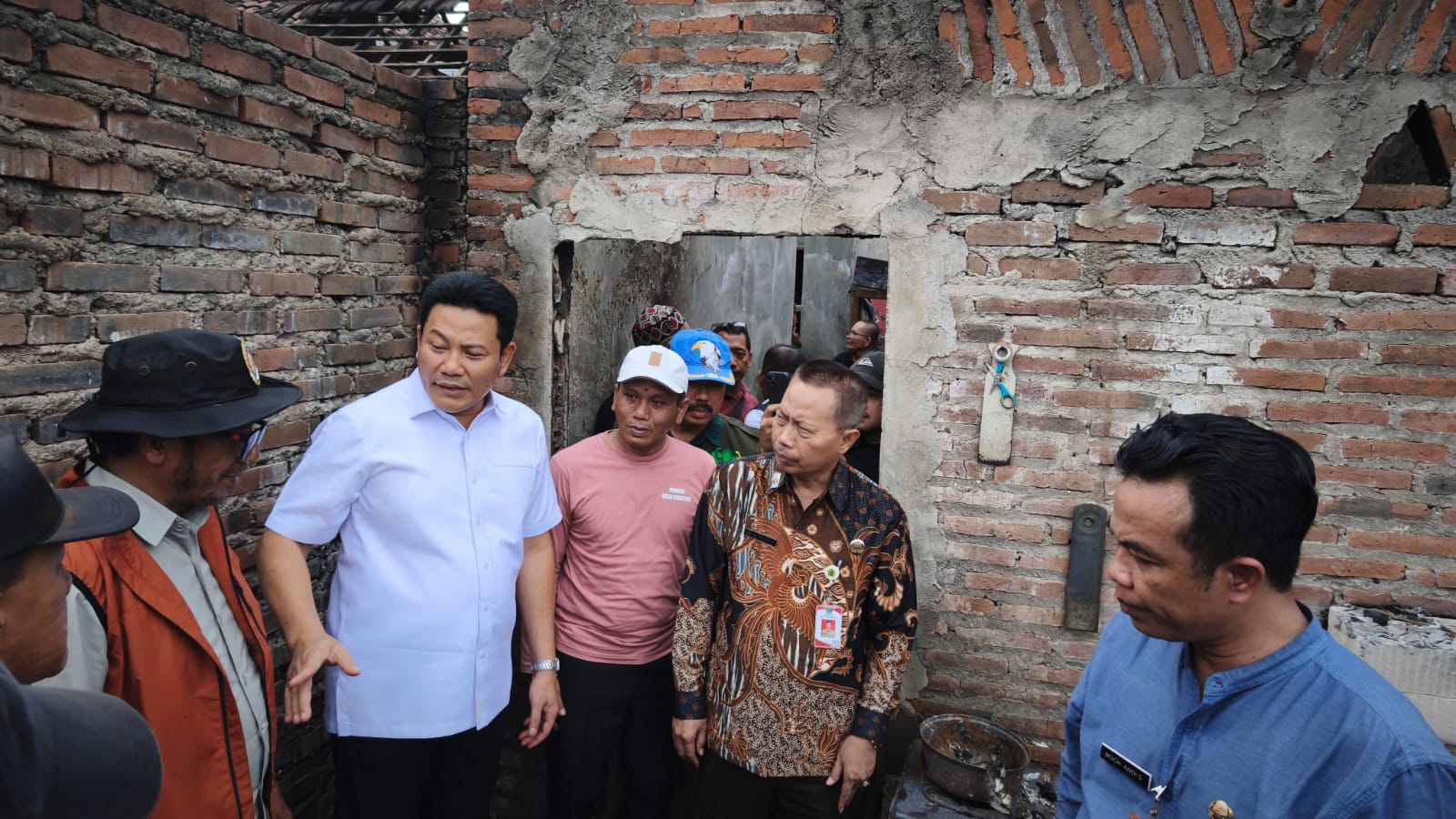 Rumah Ludes Terbakar, Bupati Subandi Pastikan Korban Tak Dibiarkan Berjuang Sendiri