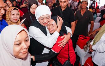 Gubernur Khofifah Kucurkan Rp1,8 Miliar Untuk Warga Kediri, Dorong Kemandirian dan Perlindungan Sosial Masyarakat Rentan