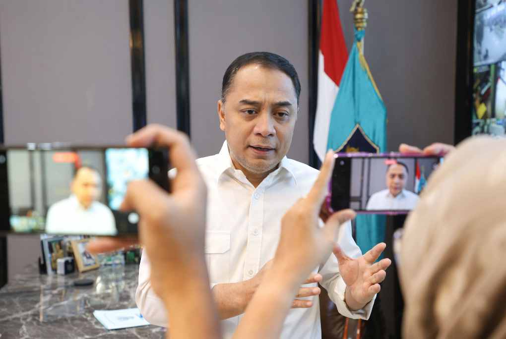 Lapor Cak Eri” Resmi Dibuka, Warga Surabaya Kini Bisa Adukan Masalah Langsung ke Wali Kota