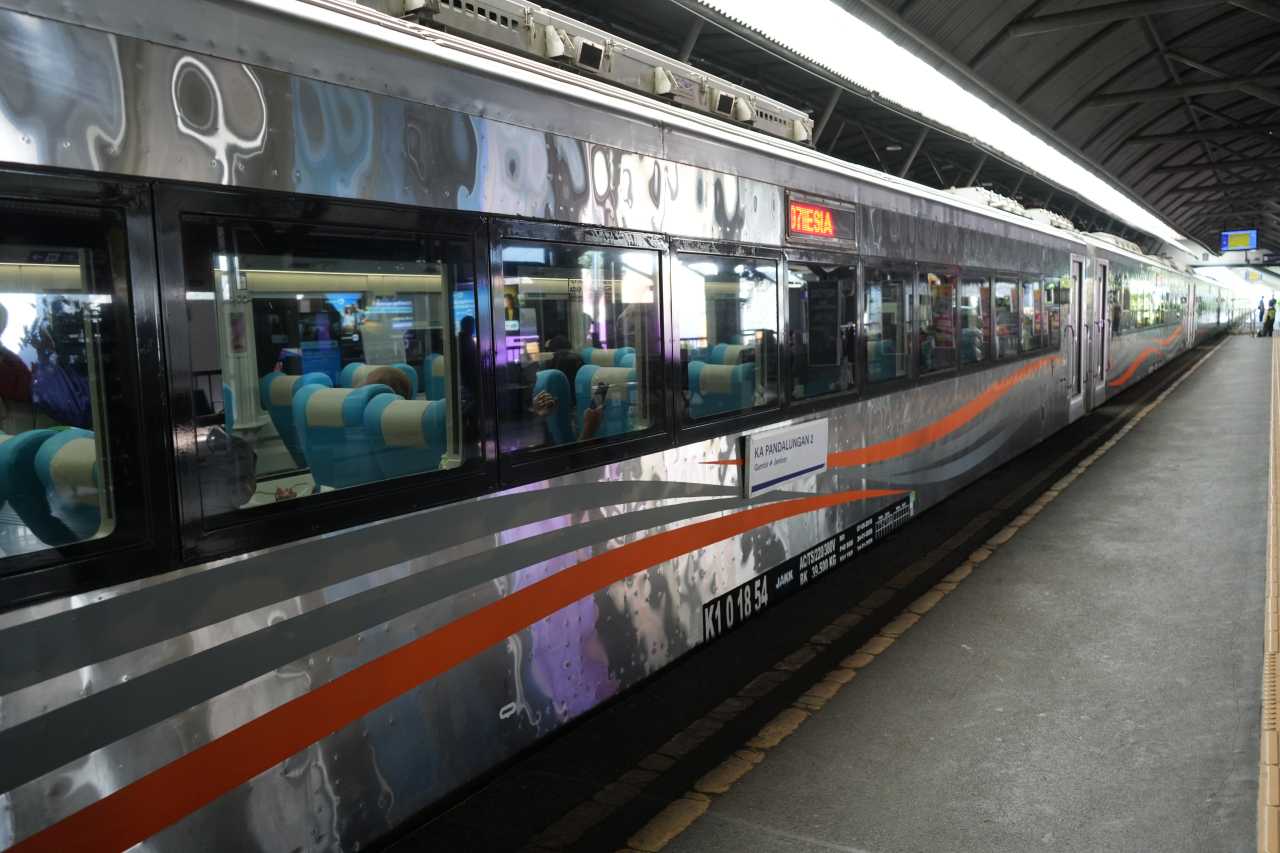 Perjalanan Perdana KA Pandalungan 2 Disambut Antusias, KAI Daop 8 Surabaya Beri Apresiasi untuk Pelanggan
