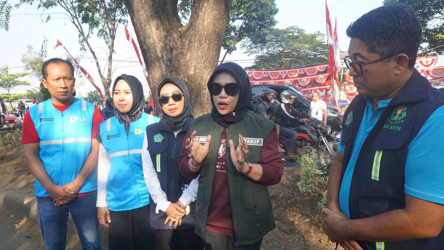 Sentilan Keras Wabup Mimik di Hari Kantong Plastik: “Buang Sampah Jangan Sak Enake Dewe!”