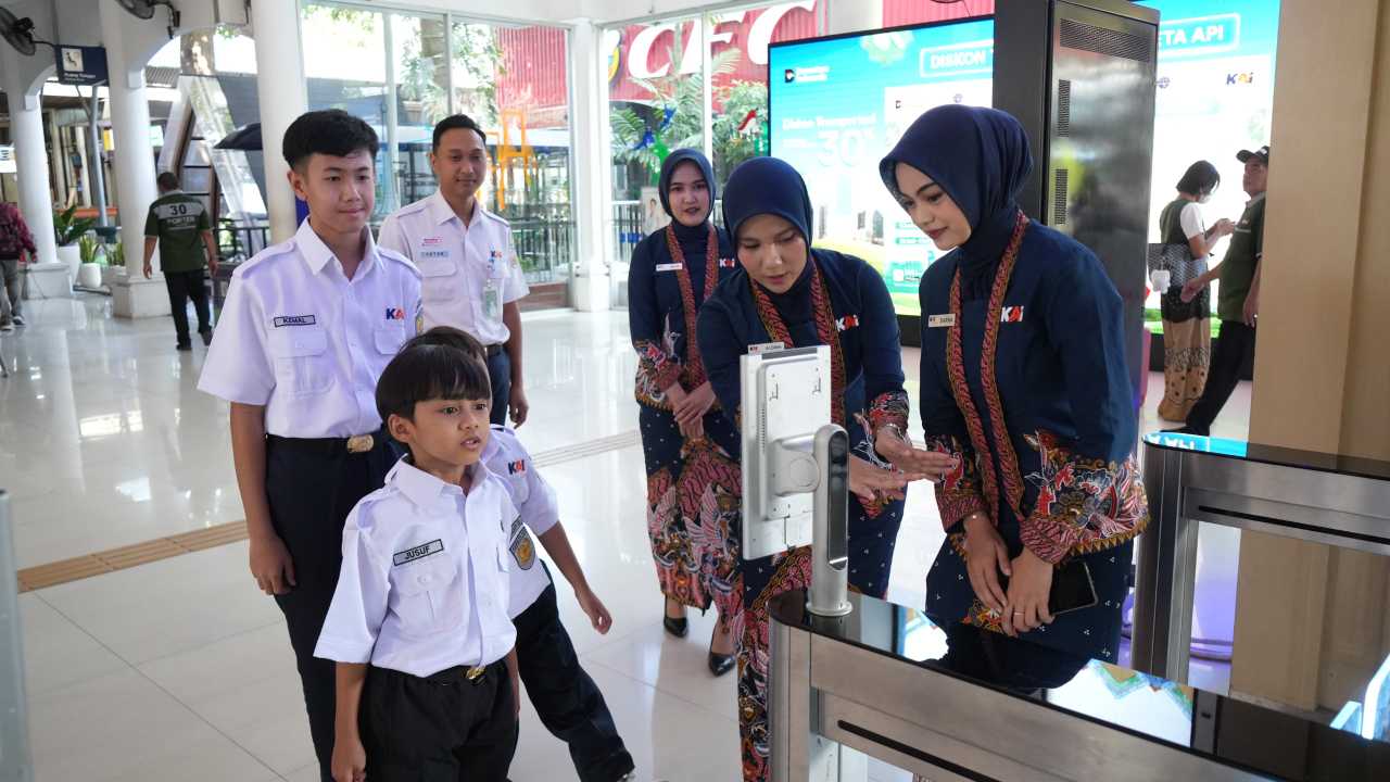 KAI Daop 8 Hadirkan Rail Academy, Wujudkan Liburan Edukatif Bersama Dunia Perkeretaapian