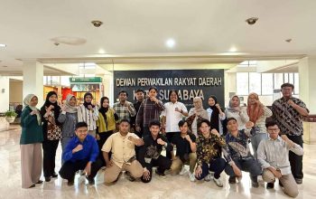 Gen Z Kunjungi DPRD Surabaya, Dialog Bersama Budi Leksono Bangkitkan Minat Anak Muda Terjun ke Dunia Politik