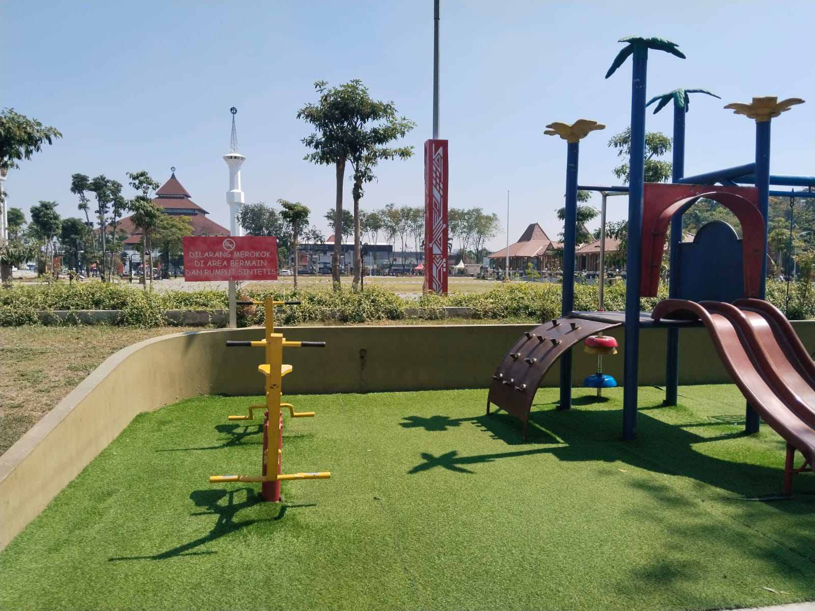 Playground Alun-Alun Sidoarjo Jadi Tempat Nongkrong Dewasa, Pemkab Perketat Pengawasan