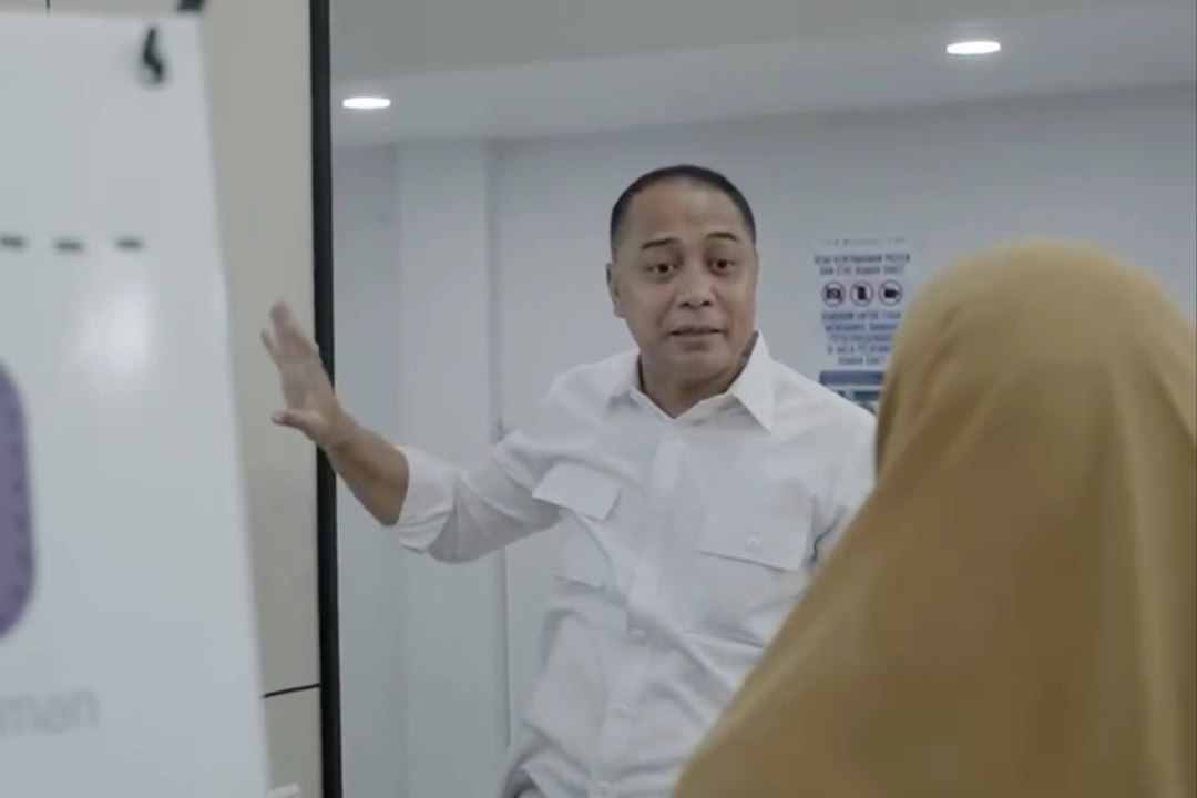Respons Cepat, Kepercayaan Meningkat: Hotline Eri Cahyadi Dinilai Ubah Wajah Birokrasi