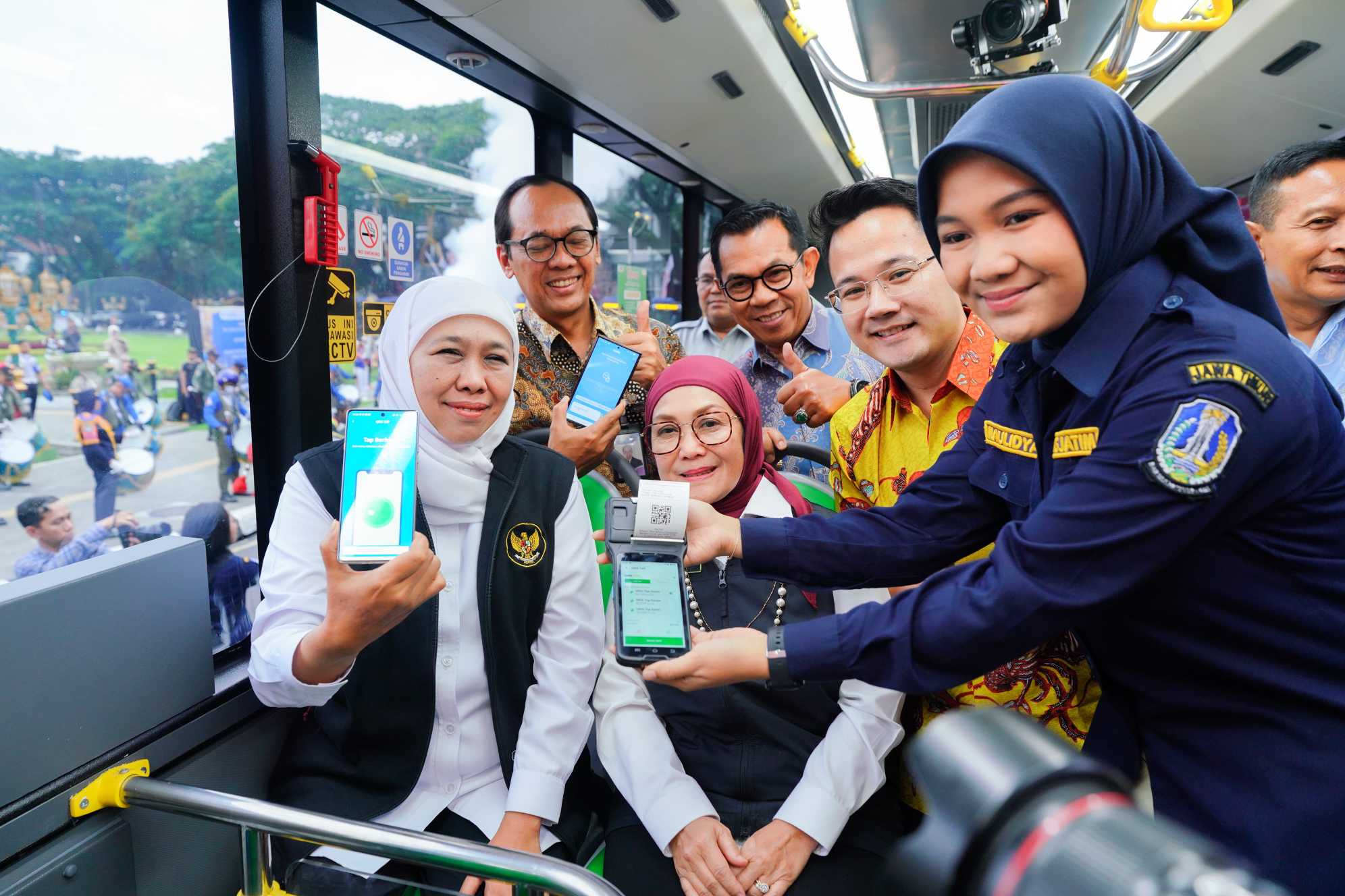 Kado Kemerdekaan Istimewa Dari Gubernur Khofifah, Diskon Tarif Trans Jatim Jadi Rp 81 Lewat QRIS Untuk Semua Rute Selama Sepekan