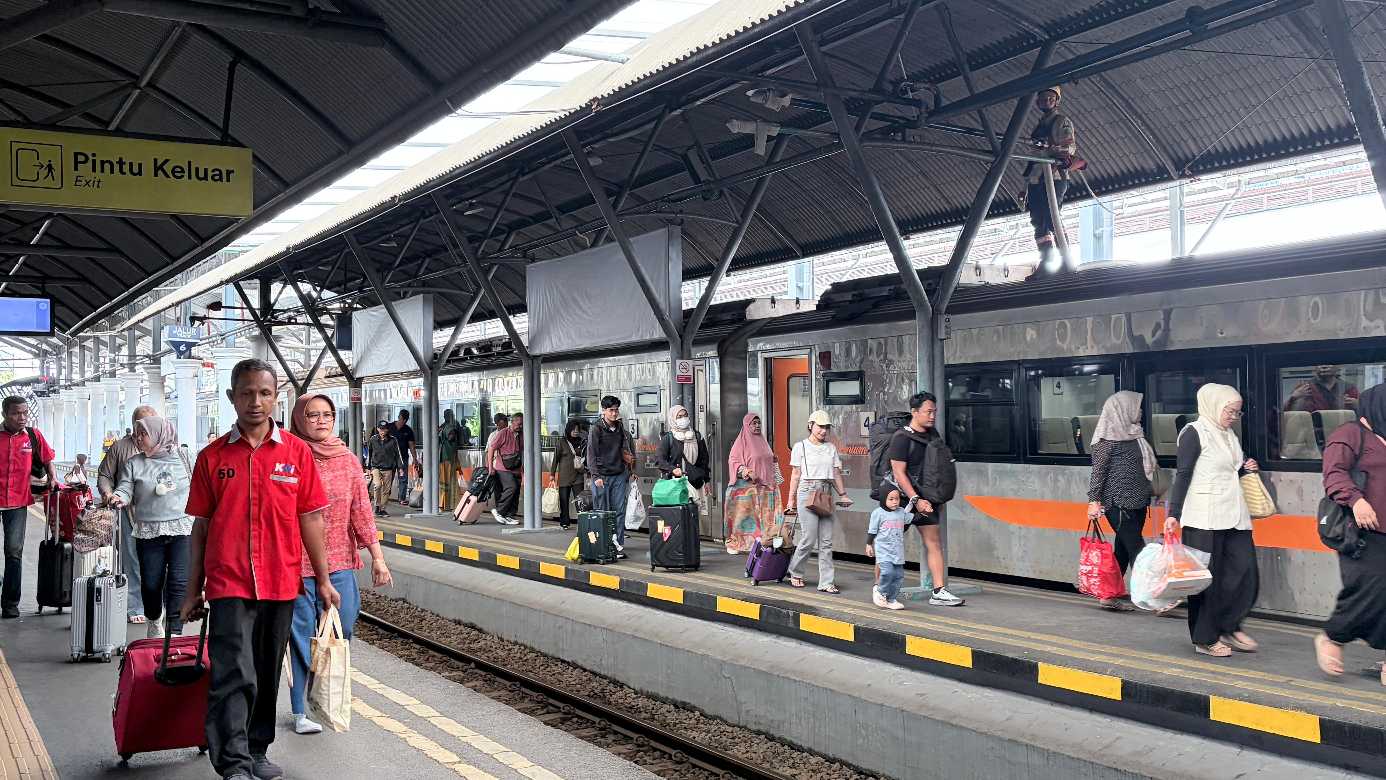 KAI Daop 8 Surabaya Hadirkan Promo Spesial 17-8-2026, Diskon Tiket 17 Persen