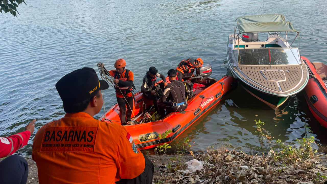 Tim SAR Gabungan Temukan Korban Tenggelam di Sungai Brantas, Sidoarjo
