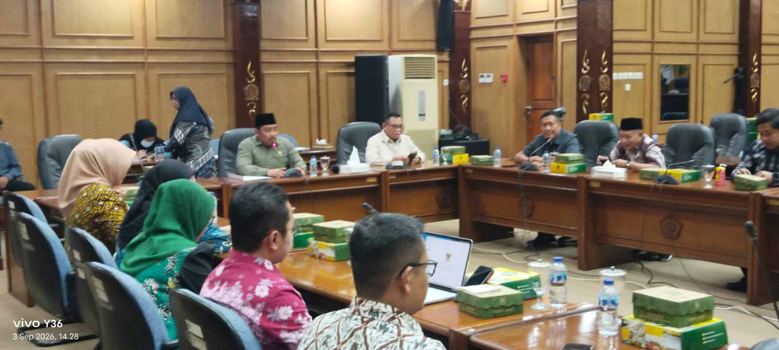 DPRD Sidoarjo Kecewa BGN Mangkir, Kasus Dugaan Keracunan MBG Makin Dipertanyakan