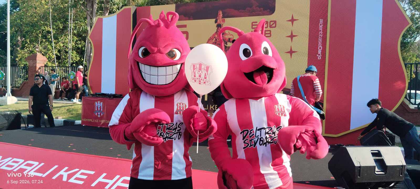 Bukan Sekadar Maskot! Cak Logan dan Cak Lilo Jadi Simbol Perlawanan Baru Deltras FC