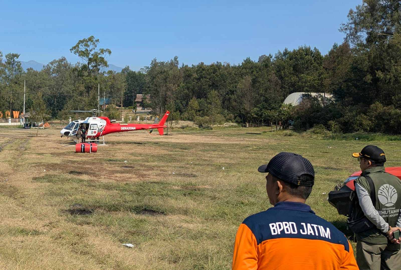 Karhutla Ijen Tak Kunjung Padam, BPBD Jatim Kerahkan Helikopter Water Bombing