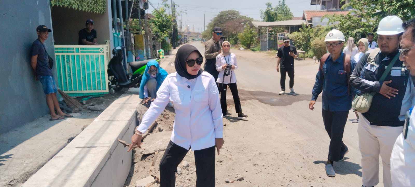 Cek Langsung Gorong-Gorong, Wabup Sidoarjo Kaget Proyek Jalan Kedungbanteng Baru 18 Persen!