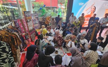 Sensasi Mencanting Batik di Stasiun Surabaya Gubeng: Ruang Tunggu Kereta yang Disulap Jadi Lokakarya Budaya