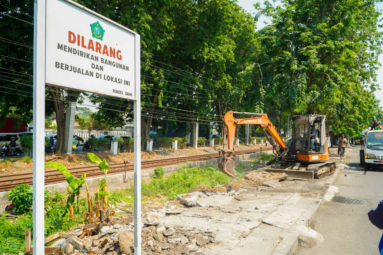 Bebaskan Jalur Utama dari Kemacetan, Pemkab Sidoarjo Sapu Bersih 67 Bangunan Liar di Frontage Road Waru–Buduran