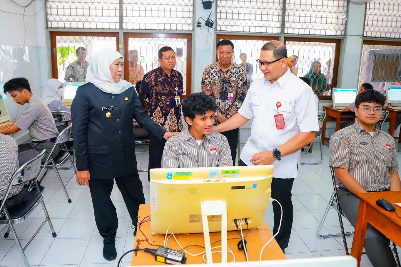 Menjelang Tes Kemampuan Akademik (TKA) 2026, Gubernur Khofifah ke Pelajar Jatim: “Jaga Mental, Jujur, dan Minta Restu Orang Tua”