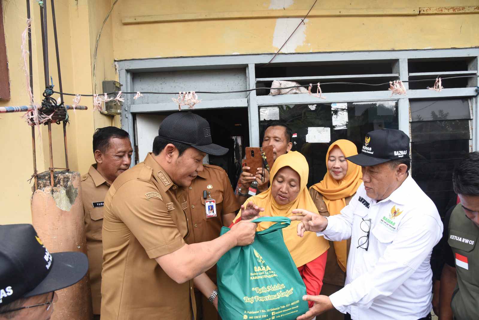 ​Rumah Berdinding Bambu Lapuk Diganti Baru, Sidoarjo Bergerak Nyata Lewat Kolaborasi Pemkab dan Baznas
