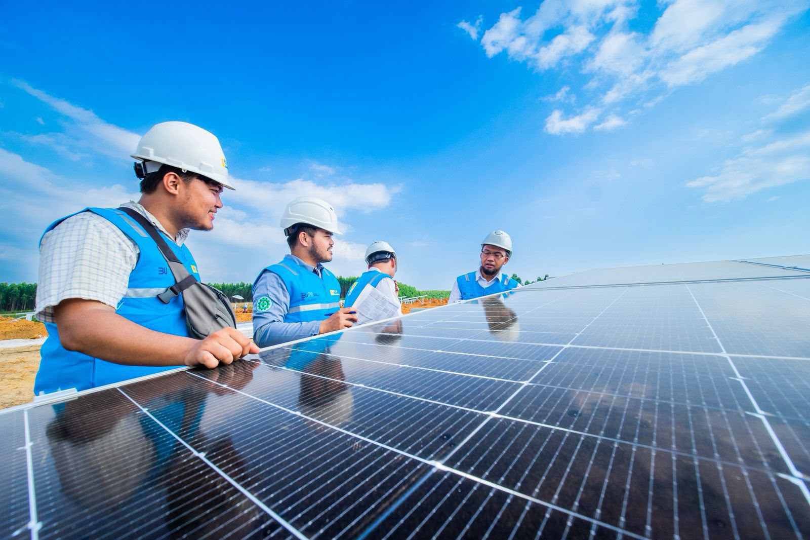 ​Peringati HLN ke-81, PLN Akselerasi Transisi Energi dan Keandalan Pasokan Listrik